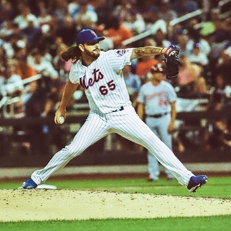 Robert Geselman pitches during the late innings.